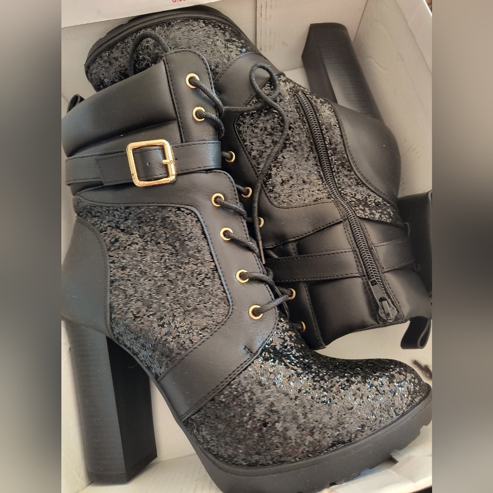 Women's boots